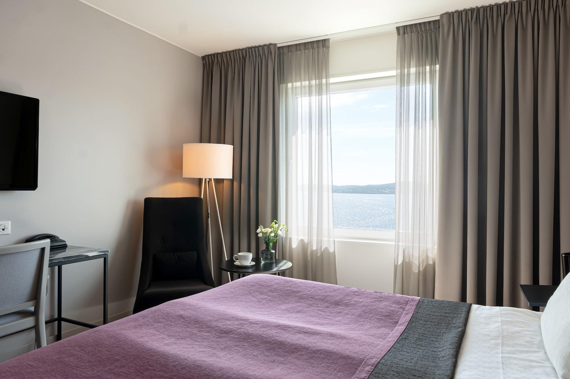 Elite Plaza Oernskoeldsvik Hotel Luaran gambar
